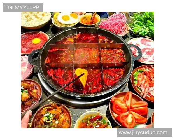 足球明星畅享重庆火锅美味体验辣味与激情的完美结合 足球明星畅享重庆火锅美味体验辣味与激情的完美结合